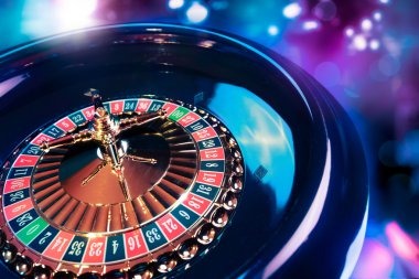 Starlight Princess mobile slot interface showing reels and betting controls